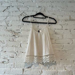 H&M White Off the Shoulder Lace Shirt | Size 6